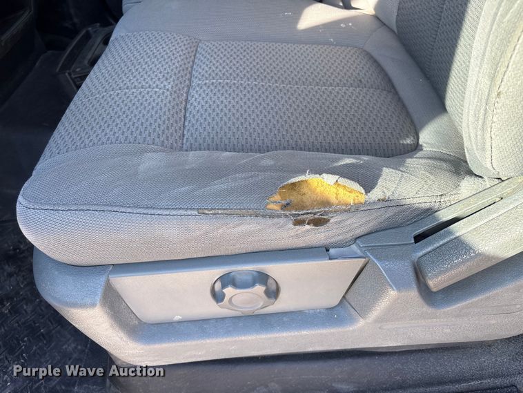 image for item EU7450 2011 Ford F150 Crew Cab pickup truck