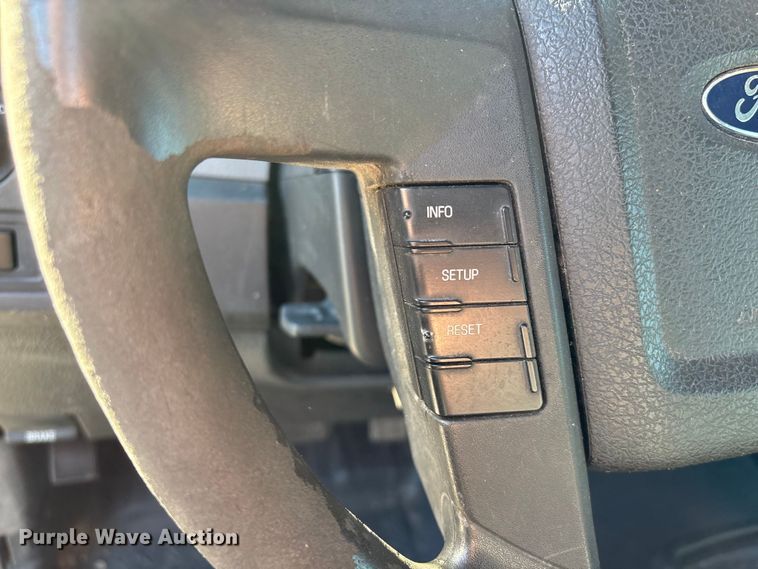 image for item EU7450 2011 Ford F150 Crew Cab pickup truck