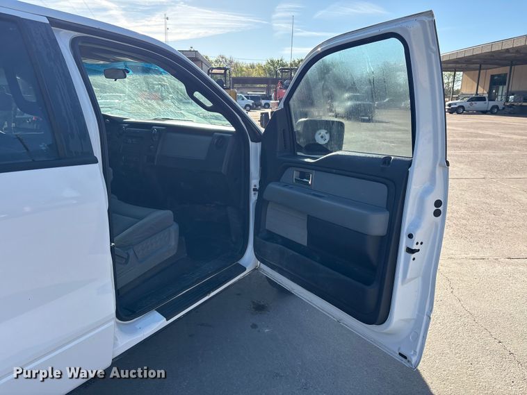 image for item EU7450 2011 Ford F150 Crew Cab pickup truck