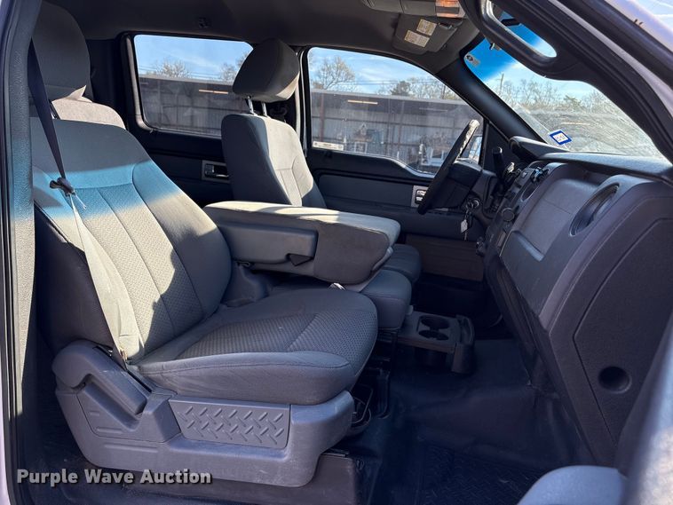 image for item EU7450 2011 Ford F150 Crew Cab pickup truck