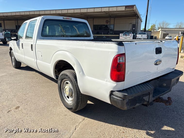 image for item EU7451 2011 Ford F250 Crew Cab pickup truck