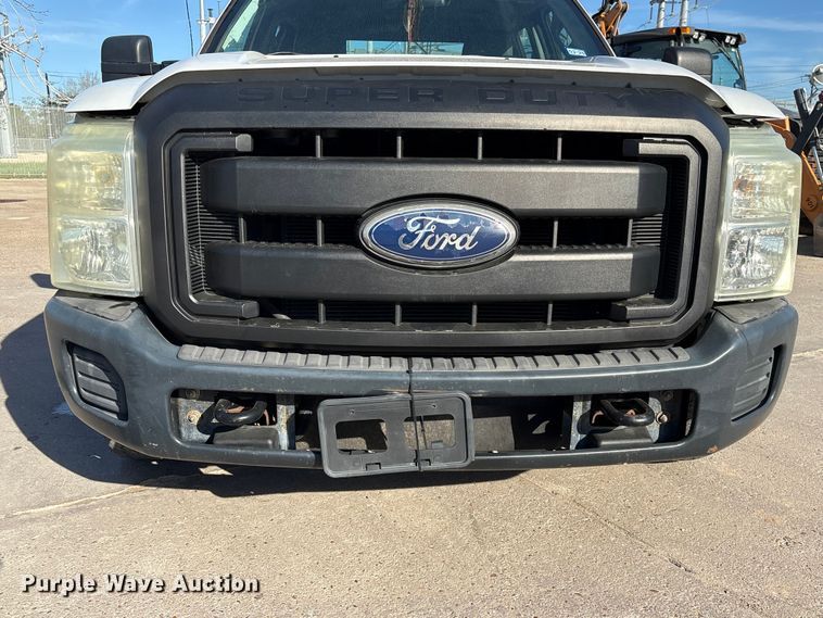 image for item EU7451 2011 Ford F250 Crew Cab pickup truck
