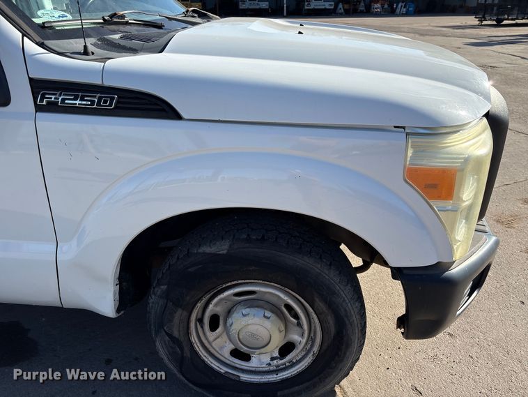 image for item EU7451 2011 Ford F250 Crew Cab pickup truck