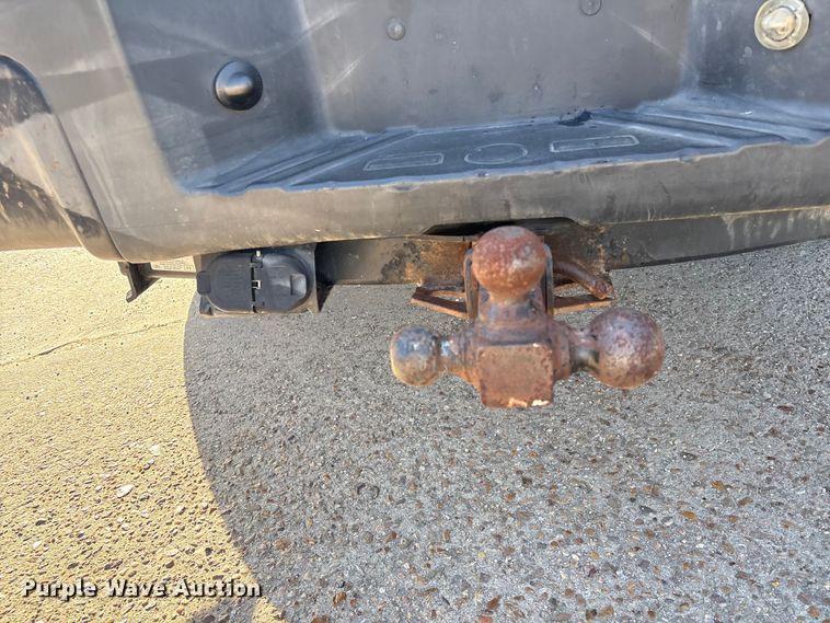 image for item EU7451 2011 Ford F250 Crew Cab pickup truck