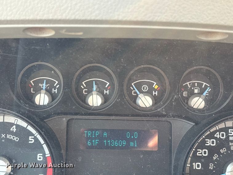 image for item EU7451 2011 Ford F250 Crew Cab pickup truck