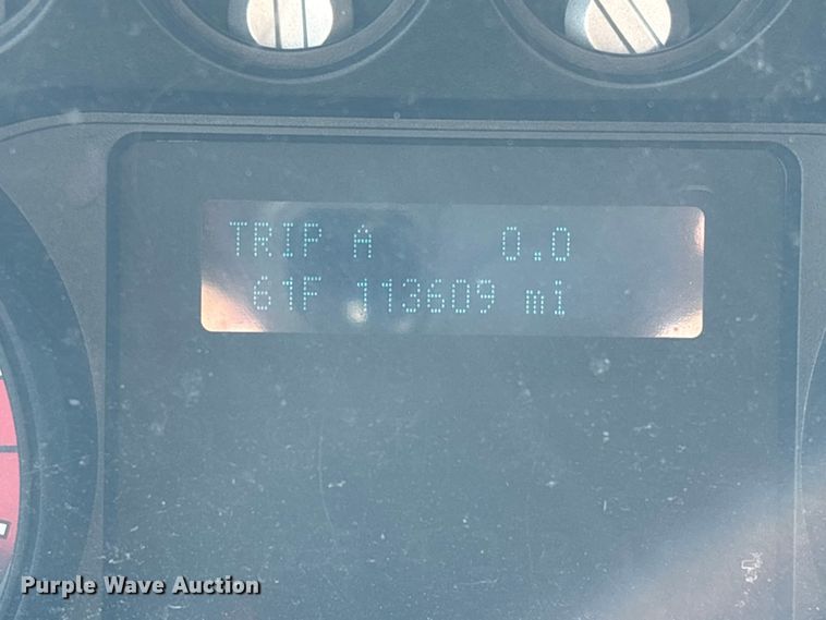 image for item EU7451 2011 Ford F250 Crew Cab pickup truck