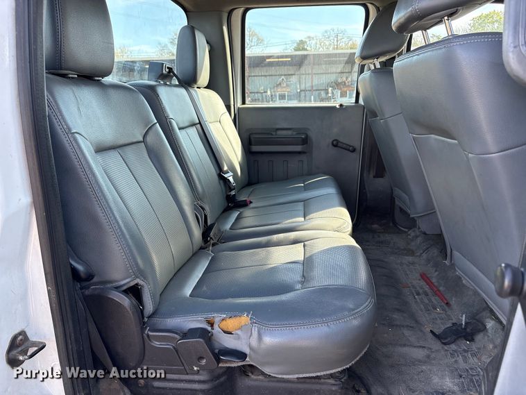 image for item EU7451 2011 Ford F250 Crew Cab pickup truck