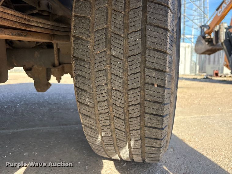 image for item EU7451 2011 Ford F250 Crew Cab pickup truck