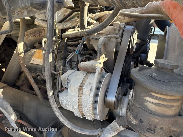 image for item EU7452 2006 Ford F750 pothole patcher truck