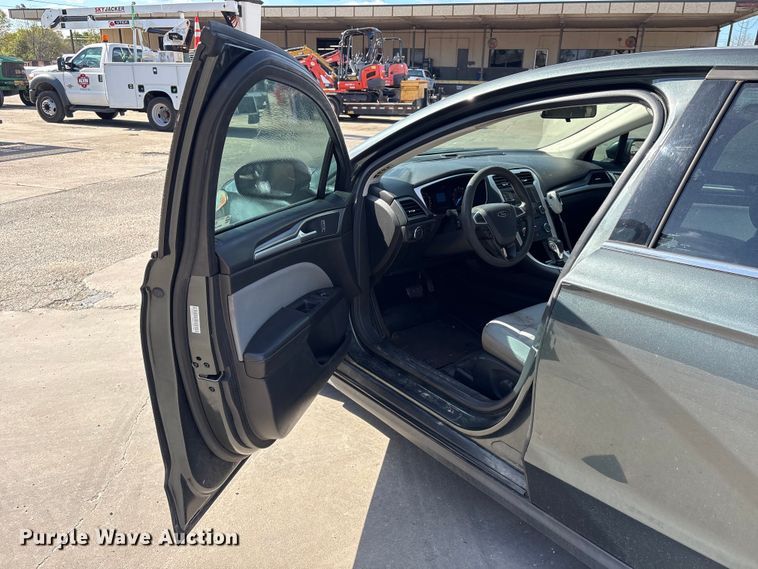 image for item EU7454 2015 Ford Fusion 