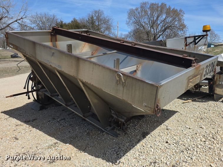 image for item EV2004 (2) spreaders