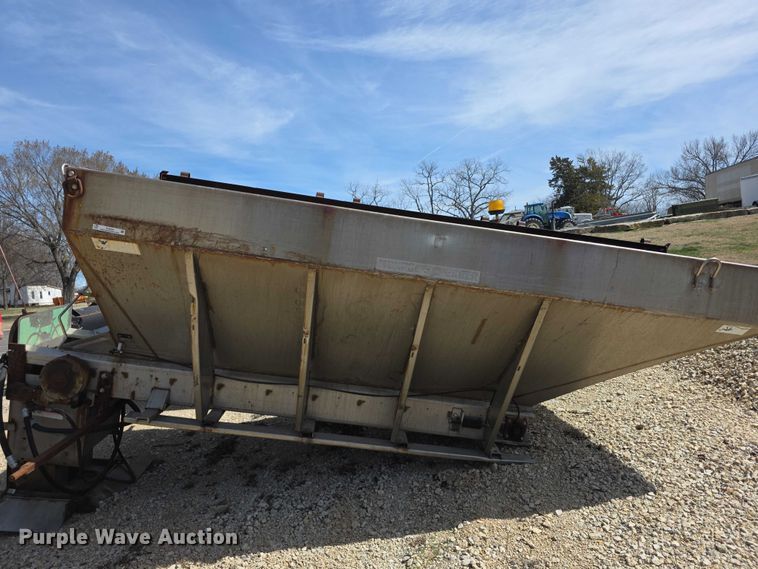 image for item EV2004 (2) spreaders