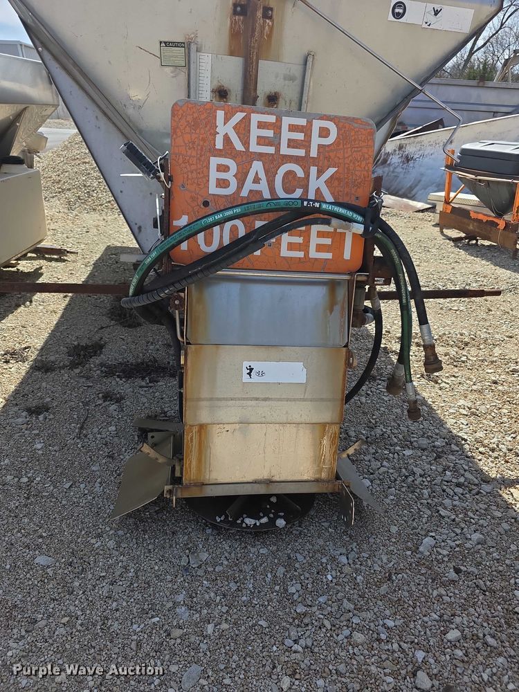 image for item EV2004 (2) spreaders