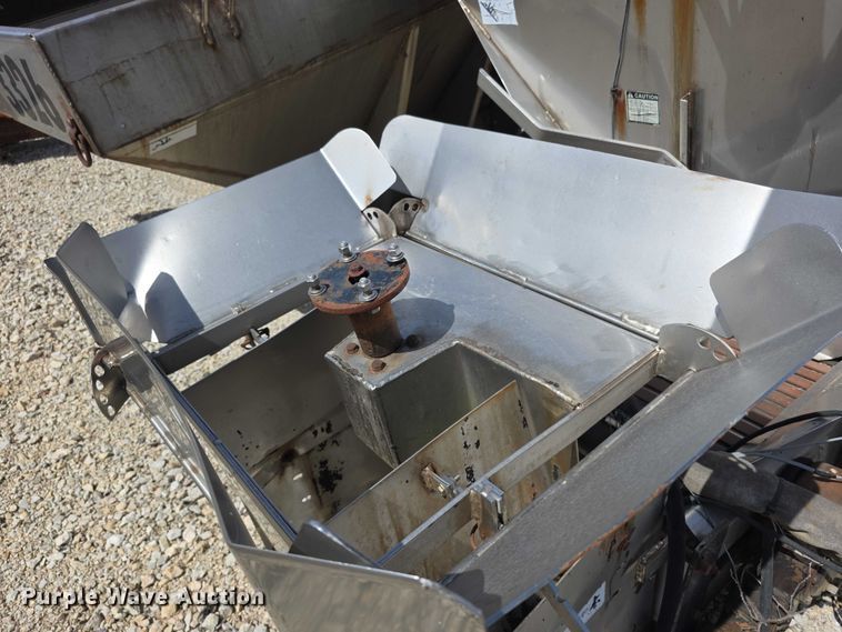 image for item EV2004 (2) spreaders