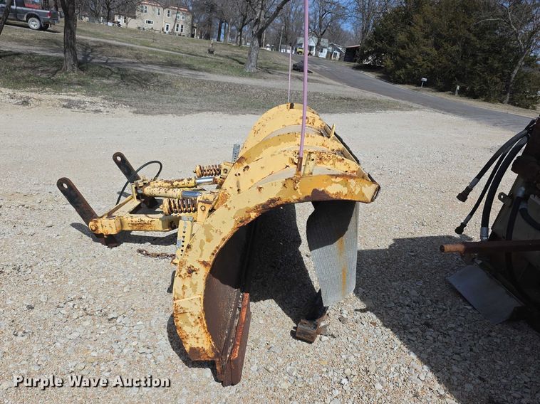 image for item EV2005 11' L snow plow