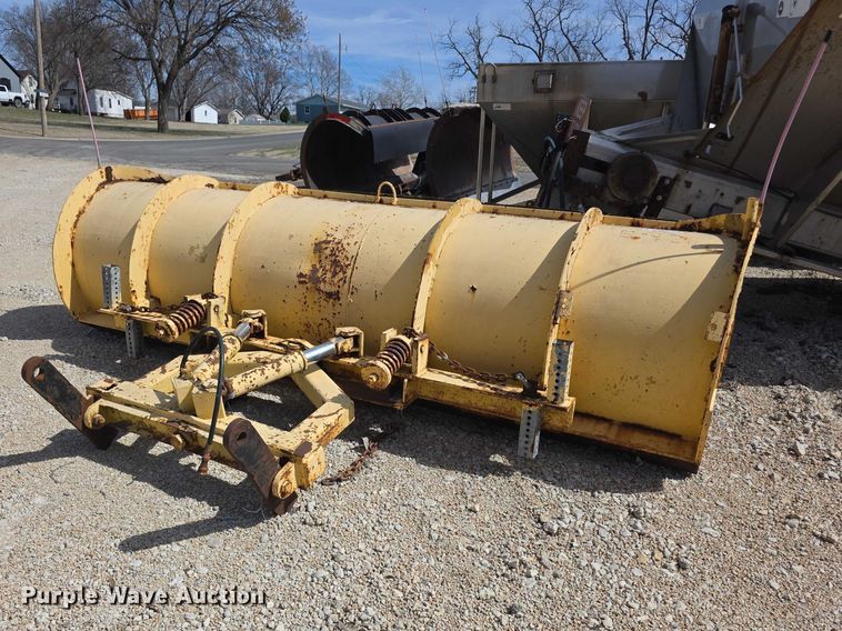 image for item EV2005 11' L snow plow