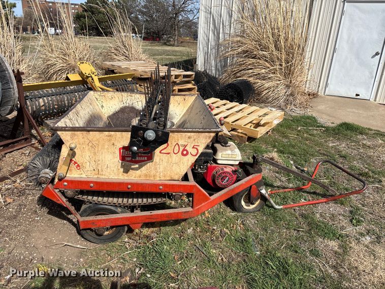 image for item EV2011 Sod Master Mete-R-Matic Top Dresser top dresser spreader