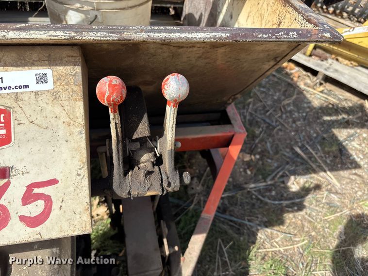 image for item EV2011 Sod Master Mete-R-Matic Top Dresser top dresser spreader