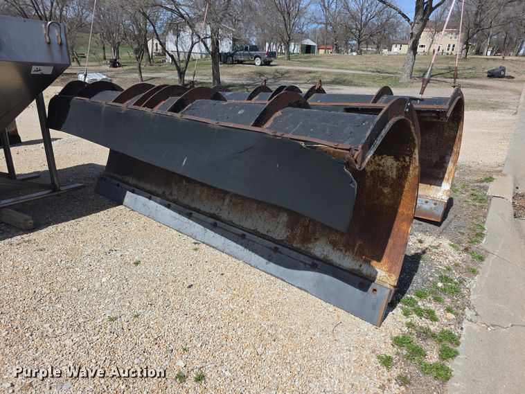 image for item EV2019 11' W snow plow