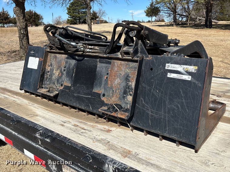 image for item EV2024 John Deere GT80 skid steer grapple bucket