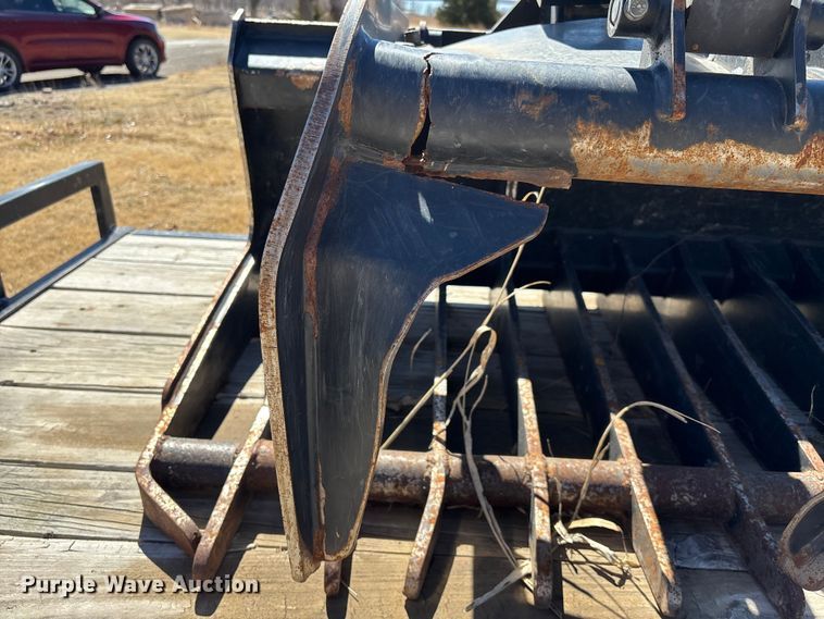 image for item EV2024 John Deere GT80 skid steer grapple bucket