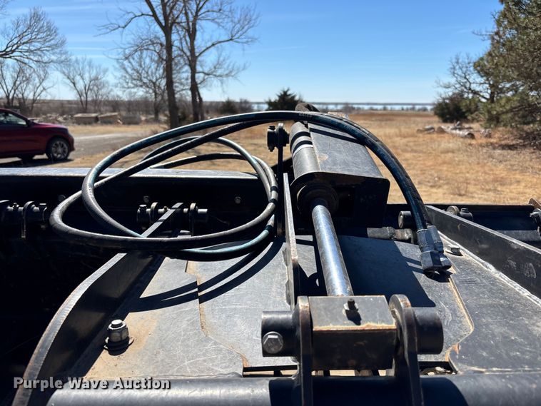 image for item EV2024 John Deere GT80 skid steer grapple bucket