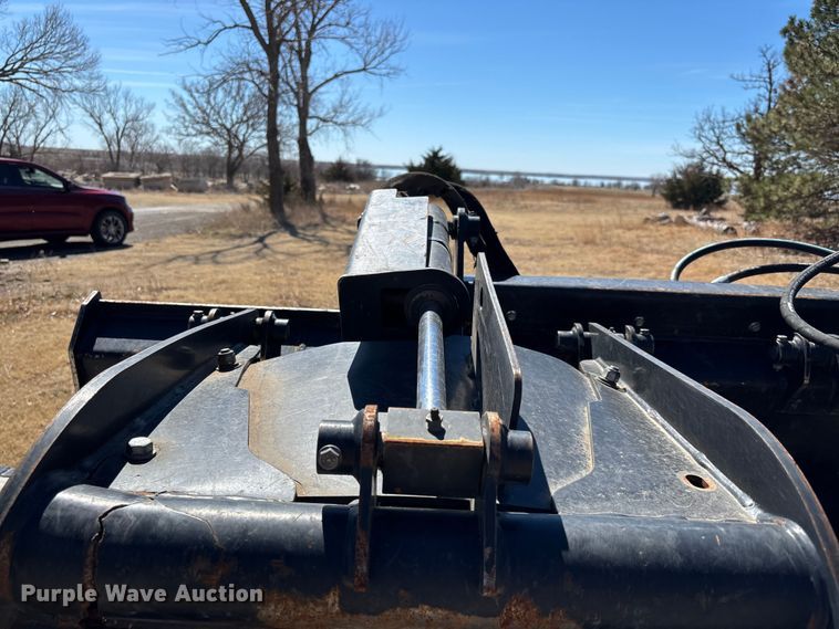 image for item EV2024 John Deere GT80 skid steer grapple bucket