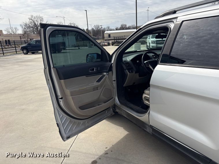 image for item EV2850 2015 Ford Explorer SUV