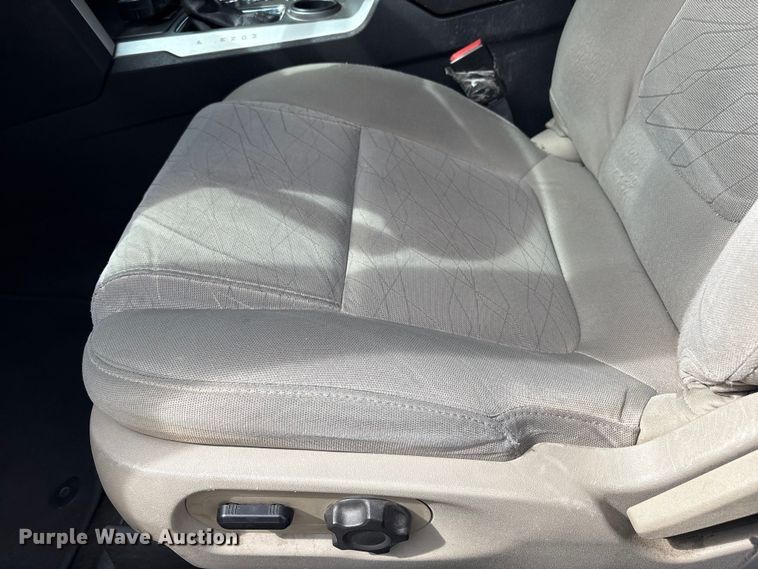 image for item EV2850 2015 Ford Explorer SUV