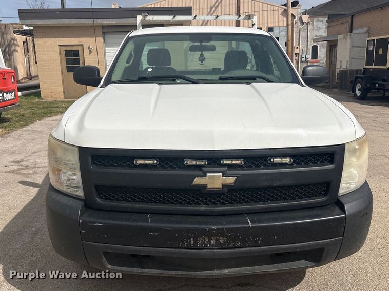 image for item EV2853 2008 Chevrolet Silverado 1500 utility bed pickup truck