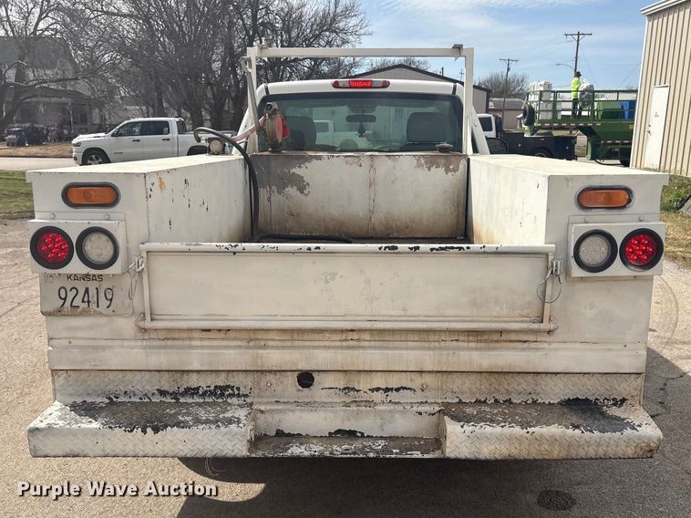 image for item EV2853 2008 Chevrolet Silverado 1500 utility bed pickup truck