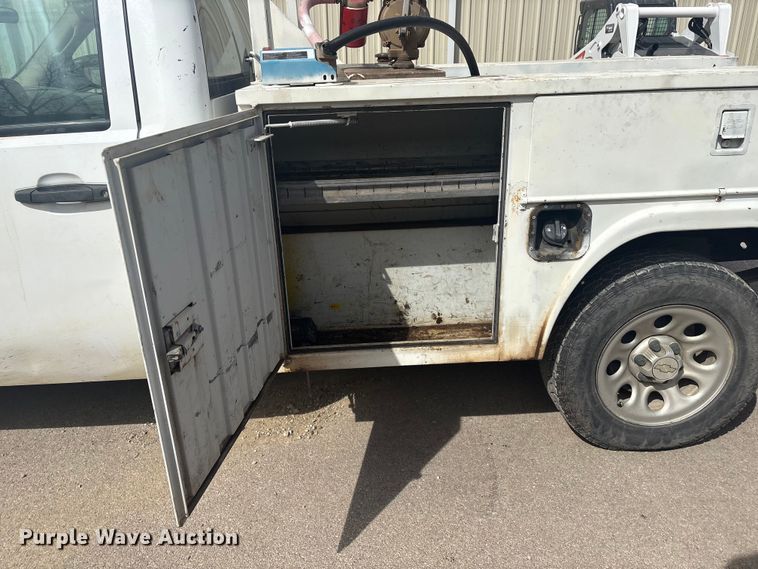 image for item EV2853 2008 Chevrolet Silverado 1500 utility bed pickup truck