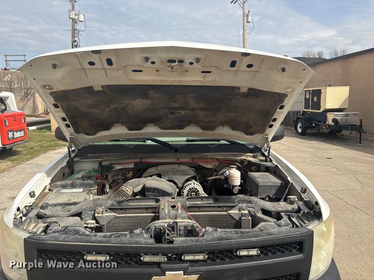 image for item EV2853 2008 Chevrolet Silverado 1500 utility bed pickup truck