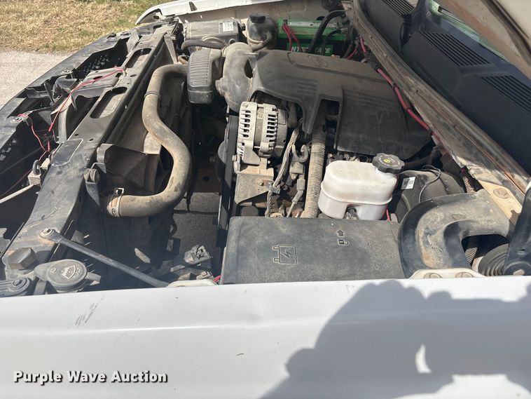 image for item EV2853 2008 Chevrolet Silverado 1500 utility bed pickup truck