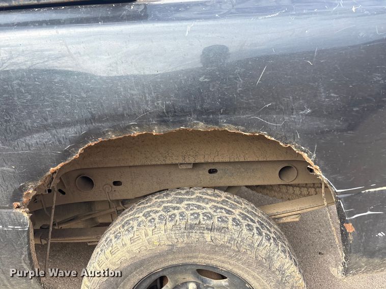 image for item EV2854 2003 Chevrolet Silverado 1500 Ext. Cab pickup truck