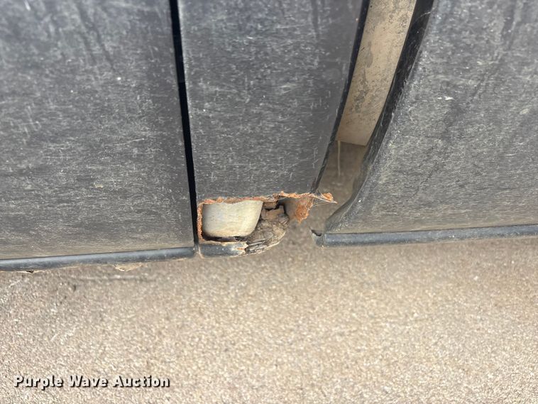 image for item EV2854 2003 Chevrolet Silverado 1500 Ext. Cab pickup truck