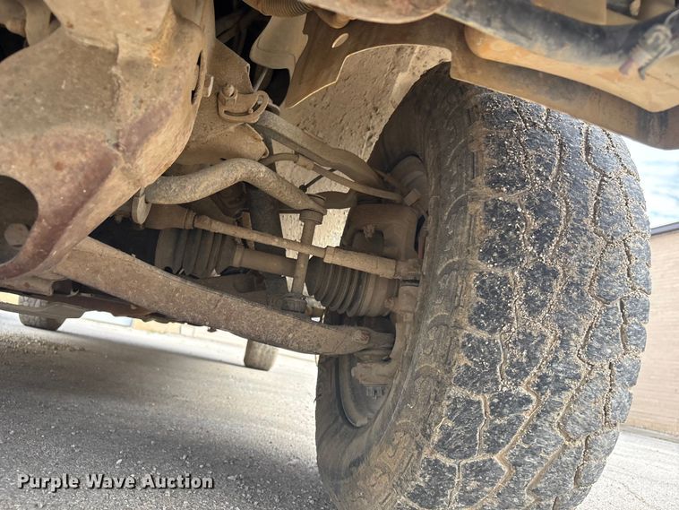 image for item EV2854 2003 Chevrolet Silverado 1500 Ext. Cab pickup truck