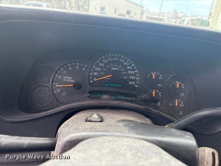 image for item EV2854 2003 Chevrolet Silverado 1500 Ext. Cab pickup truck