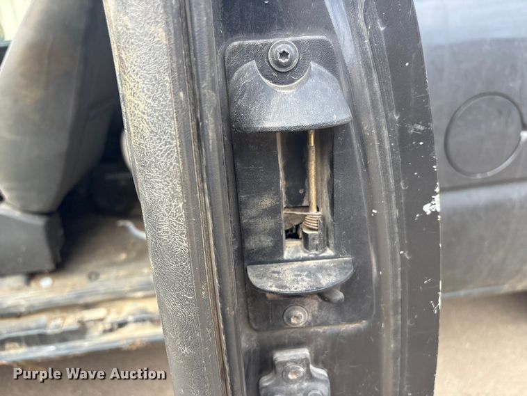 image for item EV2854 2003 Chevrolet Silverado 1500 Ext. Cab pickup truck