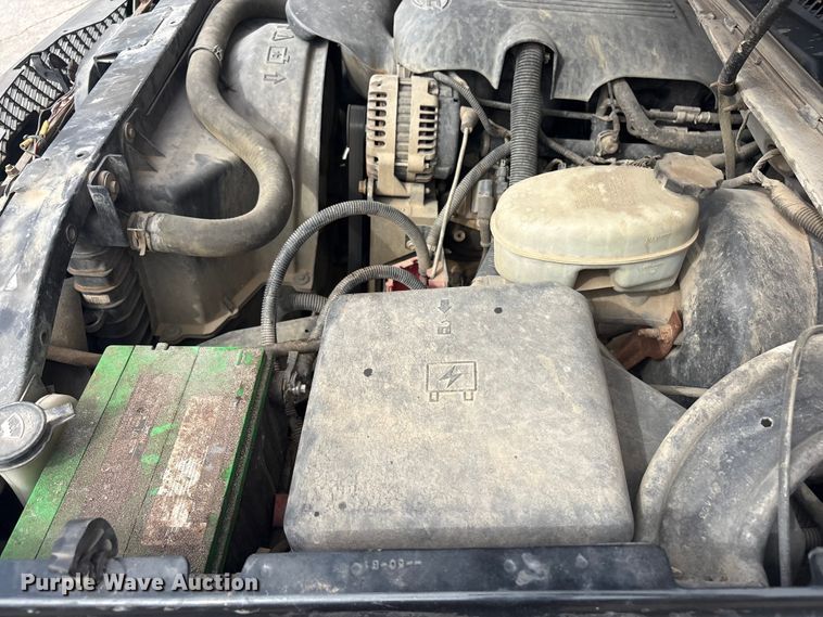 image for item EV2854 2003 Chevrolet Silverado 1500 Ext. Cab pickup truck