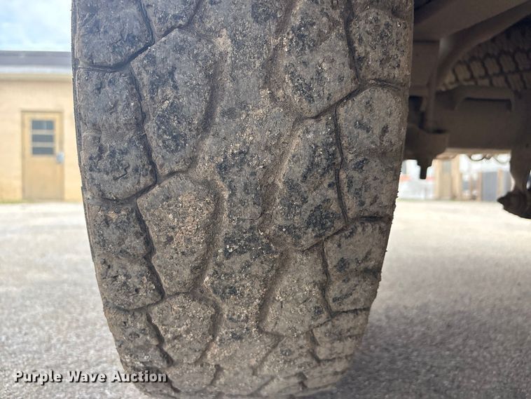 image for item EV2854 2003 Chevrolet Silverado 1500 Ext. Cab pickup truck