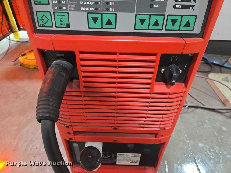 image for item EV5589 2012 IGM RSX 501 robotic welder