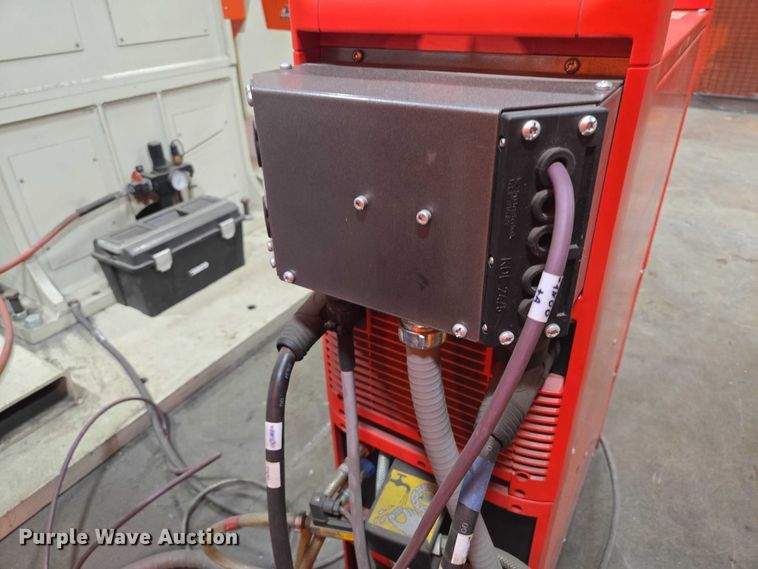 image for item EV5589 2012 IGM RSX 501 robotic welder