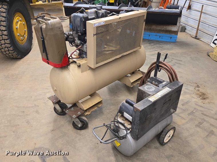 image for item EV5593 Ingersoll Rand air compressor