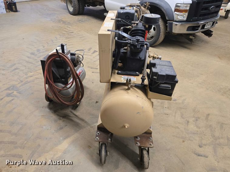 image for item EV5593 Ingersoll Rand air compressor