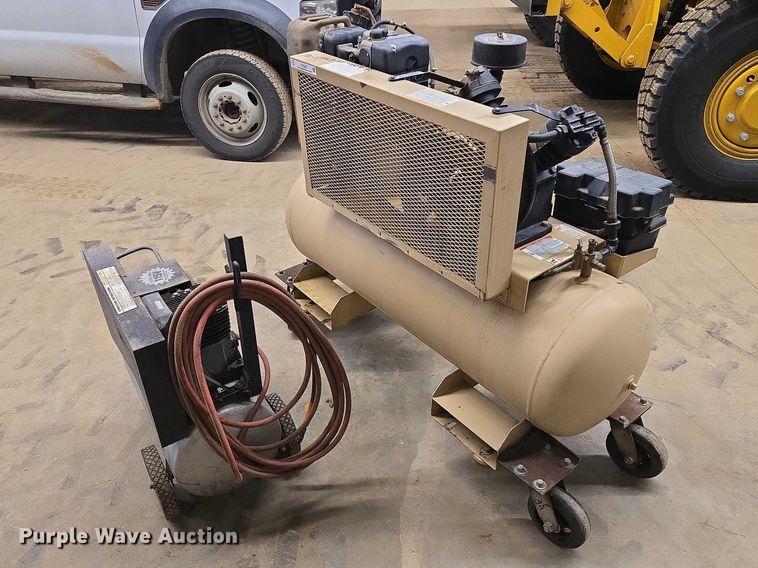 image for item EV5593 Ingersoll Rand air compressor