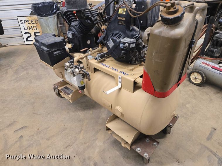 image for item EV5593 Ingersoll Rand air compressor