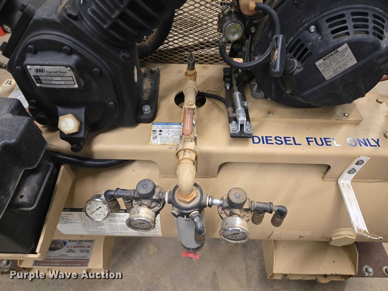 image for item EV5593 Ingersoll Rand air compressor
