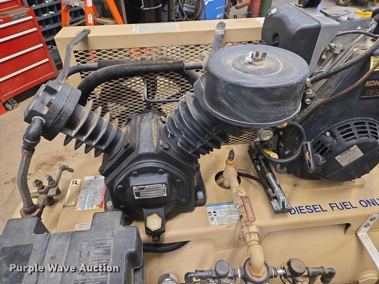 image for item EV5593 Ingersoll Rand air compressor