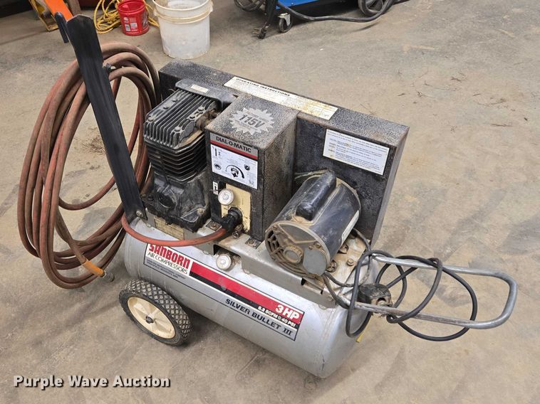 image for item EV5593 Ingersoll Rand air compressor